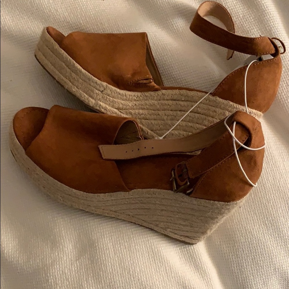 Target wedges